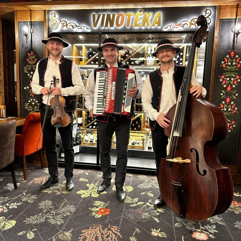 Goralský večer s ľudovou hudbou