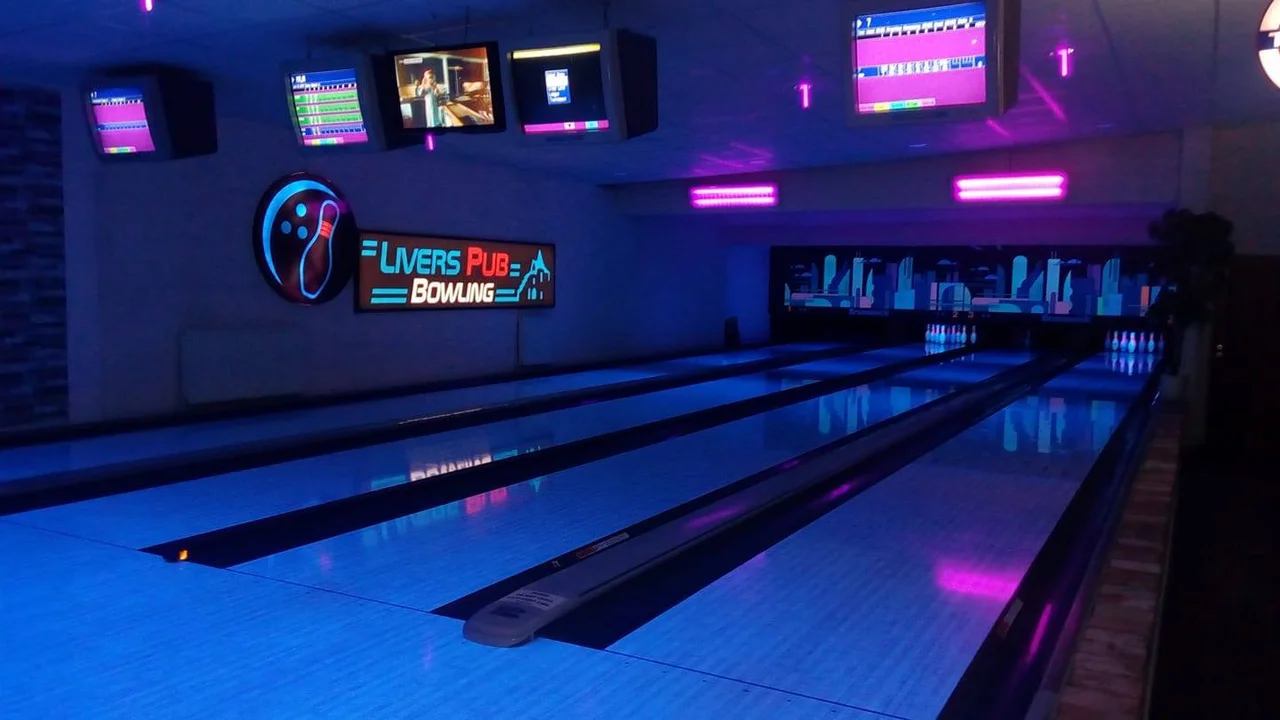 Bowling Livers Pub Zámoček