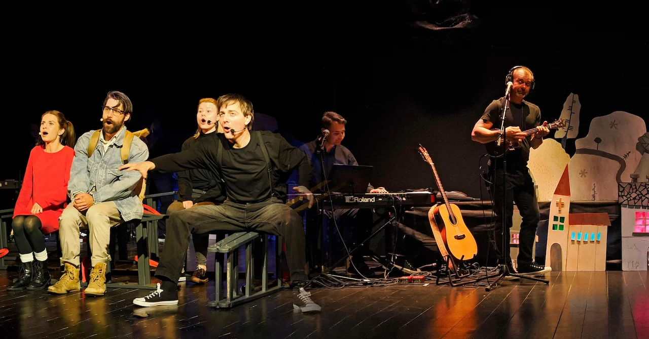 Lara band
